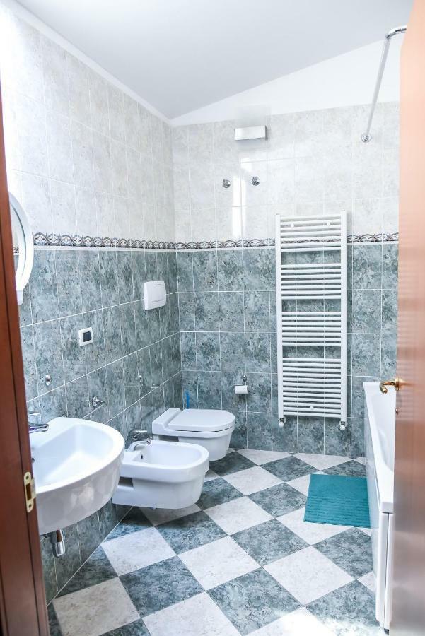 דירות Montesilvano Marina Attic Aries מראה חיצוני תמונה